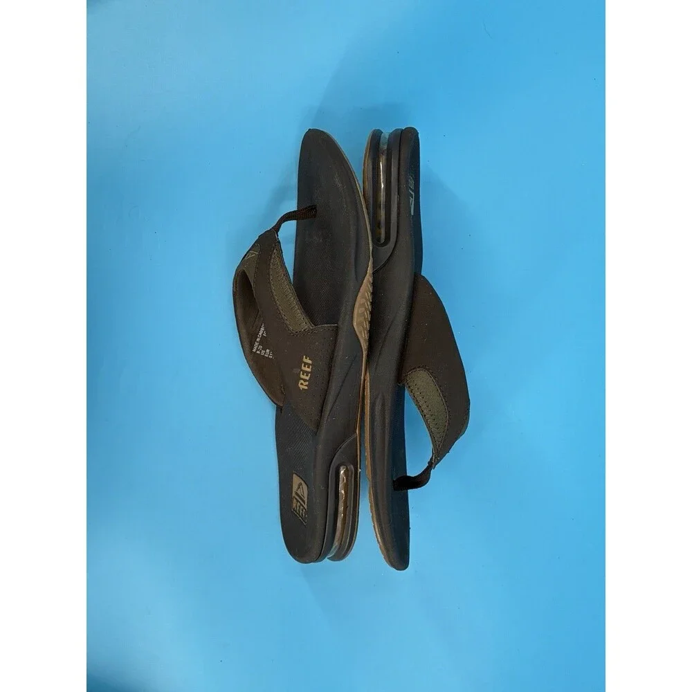 Reef Fanning Men’s 11 Brown Black Flip Flops Bottle Opener Air Cushion Sandals